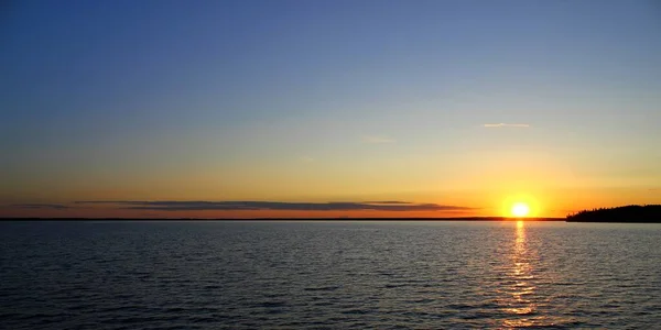 Wunderschöner Sonnenuntergang Einem See Kanada Clear Lake Manitoba Riding Mountains — Stockfoto