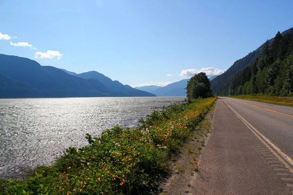 Perfect Place Roadtrip Wonderful Road Skeena River British Columbia Canada — Stock Photo, Image