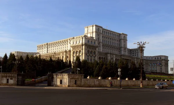 Палац Парламенту Відомий Народний Дім Або Будинок Республіки Бухарест Румунії — стокове фото