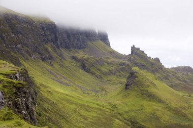 Sessizlik, İskoçya 'nın Skye Adası' nda bir heyelan.