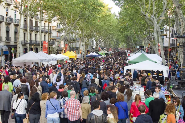 Sant Jordi Day in Barcelona — Stock Photo, Image