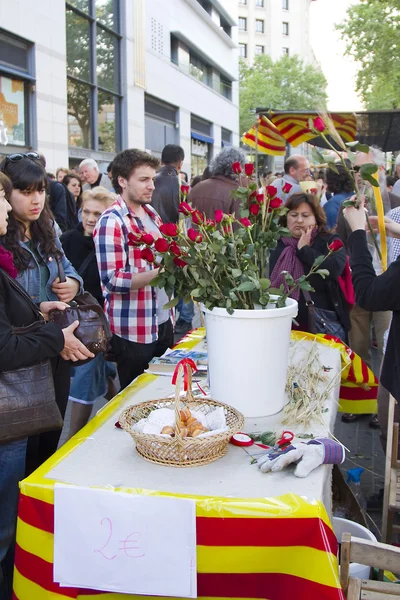 在巴塞罗那 Sant Jordi 天 — 图库照片