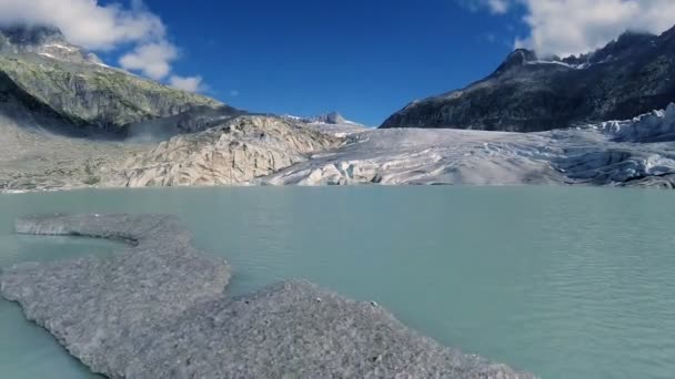 Lago glaciar y hielo derretido — Vídeos de Stock