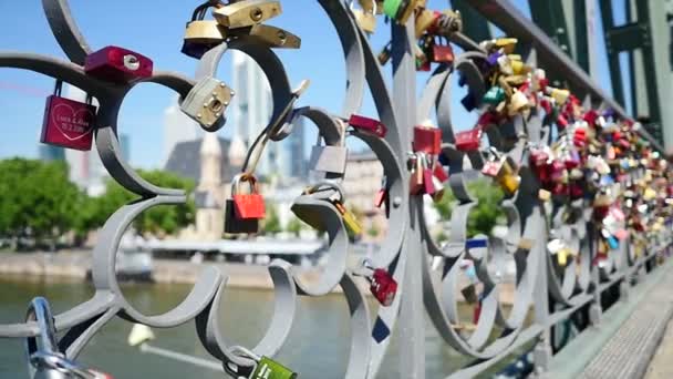 Love Locks — Stock Video