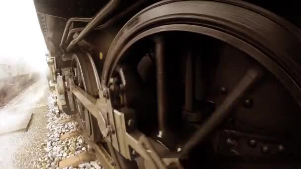 Rökning ångamotorn tåg. — Stockvideo
