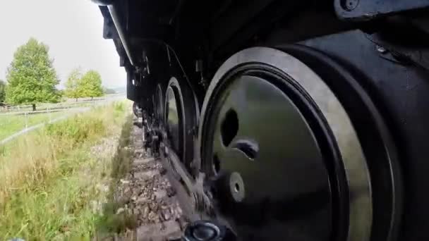 Tren de vapor fumador . — Vídeo de stock