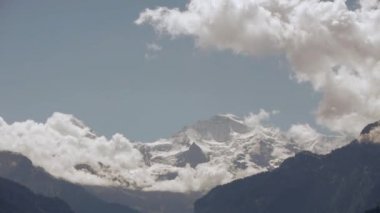 Dağların buzul manzara