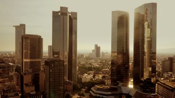 Frankfurt nad Mohanem při západu slunce — Stock video