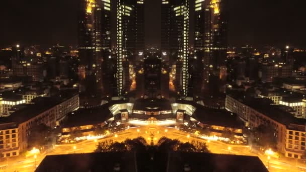 Gece şehir silueti — Stok video