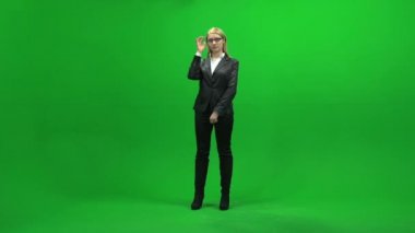 İşkadını gözlük kaldırma