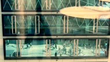 Vatandaşlar, ayna yansıması