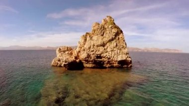epik taş resif kaya