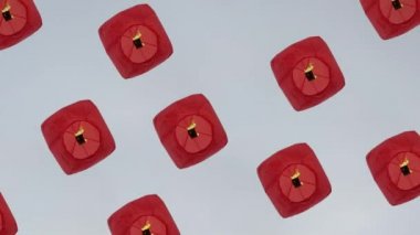 gökyüzüne uçan fenerler