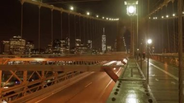 Köprü yolu geceleri
