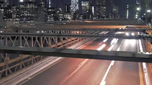 Auto che corrono sul ponte — Video Stock