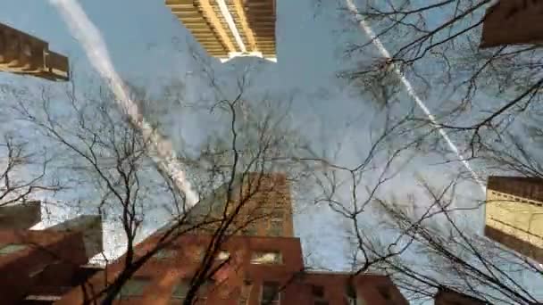 Високі хмарочоси в мегаполісі — стокове відео