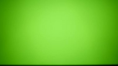 Yeşil ekranlı dizüstü bilgisayar