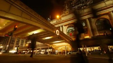 koridor yürüyüş commuters