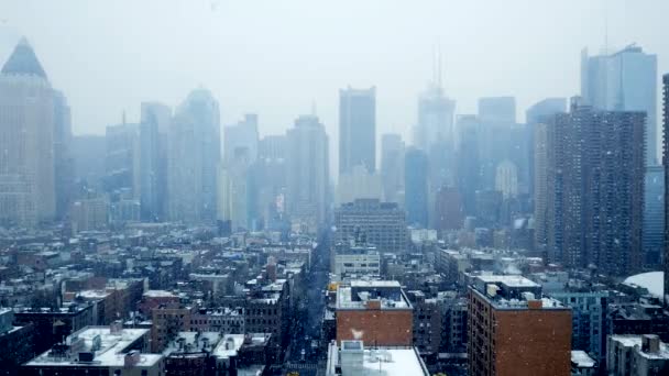 Skyline panorama de la ciudad en invierno — Vídeos de Stock