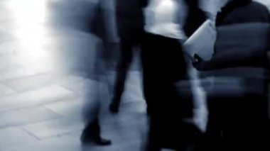 Cadde ile acele insanlar