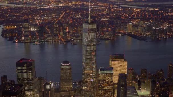 Manhattan skyline por la noche — Vídeos de Stock