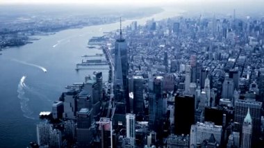 Manhattan manzarası ve özgürlük Kulesi