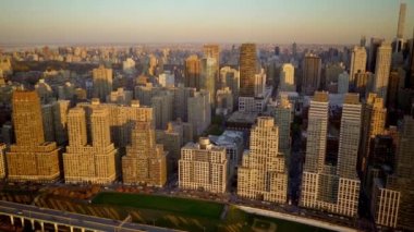 New York Şehri gün batımında ufuk çizgisi