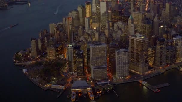 Manhattan skyline por la noche — Vídeo de stock