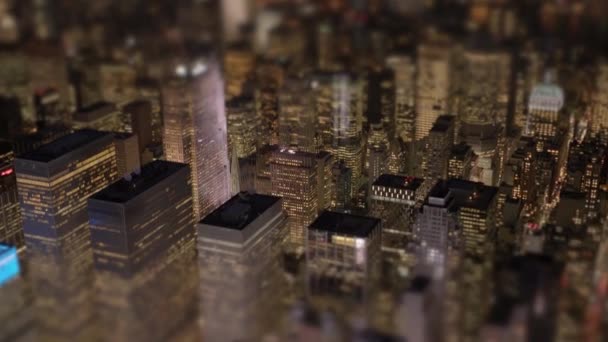 New York városának éjszakai látképe — Stock videók