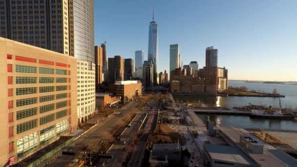 New York City Skyline o zachodzie słońca — Wideo stockowe