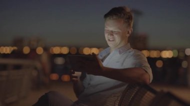 görüntülü sohbet muhabbet adam