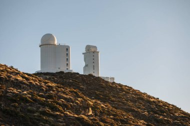 Slooh Teide Gözlemevi. Temiz bulutsuz gökyüzü.