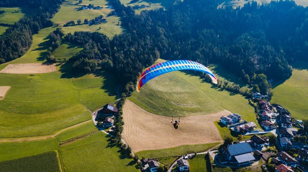 Beautiful Paragliding Flight View Italy Training Extreme Sport High Quality — Stock Photo, Image