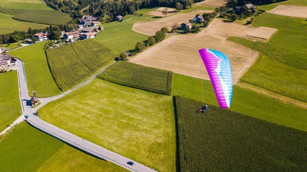 Beautiful Paragliding Flight View Italy Training Extreme Sport High Quality — Stock Photo, Image