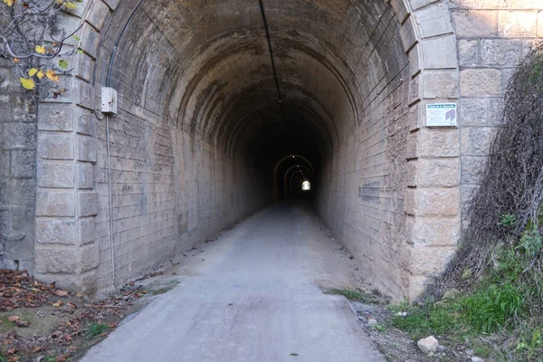 Vlakový Tunel Opuštěný Venkově — Stock fotografie