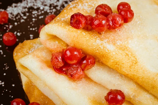 Pancakes with lingonberry — Stock Photo, Image