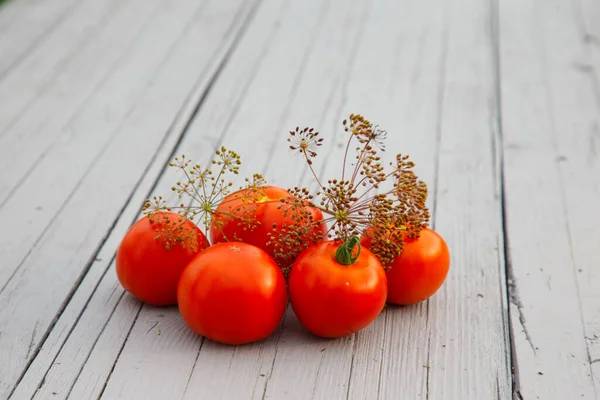 Tomates Rojos Mesa Gris —  Fotos de Stock