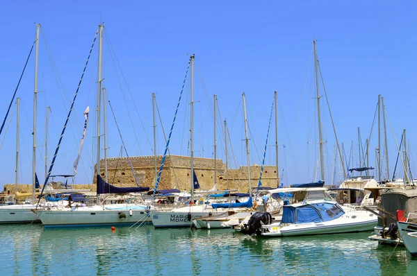 Csónakok Heraklion Kikötőjében Főváros Kréta Egyik Görög Sziget — Stock Fotó