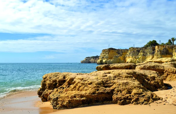 Vale Do Olival Beach spettacolari scogliere — Foto Stock