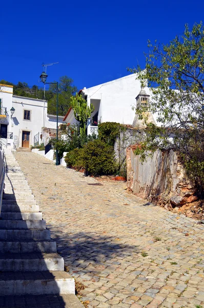 Stuga i byn Alte i Portugal — Stockfoto