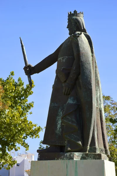 Statue von d. afonso iii des portugiesischen Königs im 13. Jahrhundert — Stockfoto