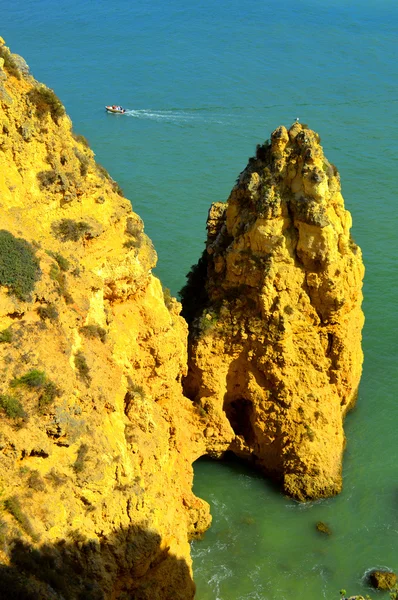 Ponta Da Piedade formações rochosas espetaculares — Fotografia de Stock