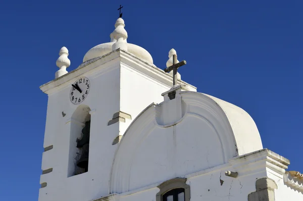 Kościół Nossa Senhora da Assuncao w pasmo górskie Serra de Monchique — Zdjęcie stockowe