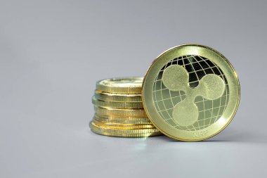 Golden Ripple (XRP) şifreleme para yığını, Crypto engelleme ağı içinde Dijital Para, teknoloji ve çevrimiçi internet değiş tokuşu kullanılarak takas edilir. Mali konsept