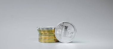 Gümüş Litecoin (LTC) şifreleme para yığını, Crypto engelleme ağı içinde Dijital Para, teknoloji ve çevrimiçi internet değiş tokuşu kullanılarak takas edilir. Mali konsept