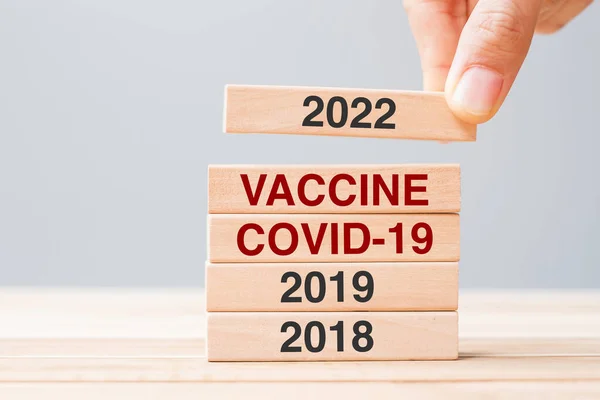 Потягнення 2022 Блока Над Вакциною Covid 2019 Дерев Яна Будівля — стокове фото