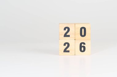 2026 yıllık blok masada. hedef, çözüm, strateji, plan, başlangıç, bütçe, misyon, eylem, motivasyon ve yeni yıl kavramları