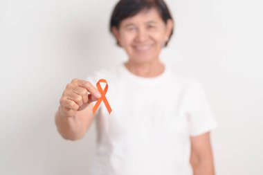 Eylül lösemisi için Orange Ribbon, Mart Böbrek Kanseri Günü, Çoklu Skleroz, Kendine Yara Bilinci Ay, Kasım Kompleksi Bölgesel Ağrı Sendromu, KRPS, COPD Hastalıkları Konsepti