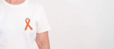 Eylül lösemisi için Orange Ribbon, Mart Böbrek Kanseri Günü, Çoklu Skleroz, Kendine Yara Bilinci Ay, Kasım Kompleksi Bölgesel Ağrı Sendromu, KRPS, COPD Hastalıkları Konsepti