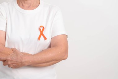 Eylül lösemisi için Orange Ribbon, Mart Böbrek Kanseri Günü, Çoklu Skleroz, Kendine Yara Bilinci Ay, Kasım Kompleksi Bölgesel Ağrı Sendromu, KRPS, COPD Hastalıkları Konsepti